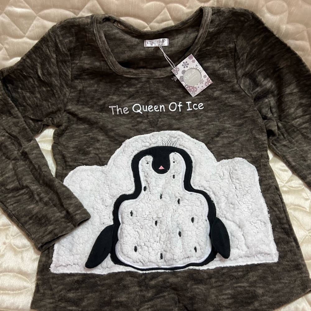 Lights Off Nightwear Women’s Soft Comfortable Sweater Brown With Penguin Queen M